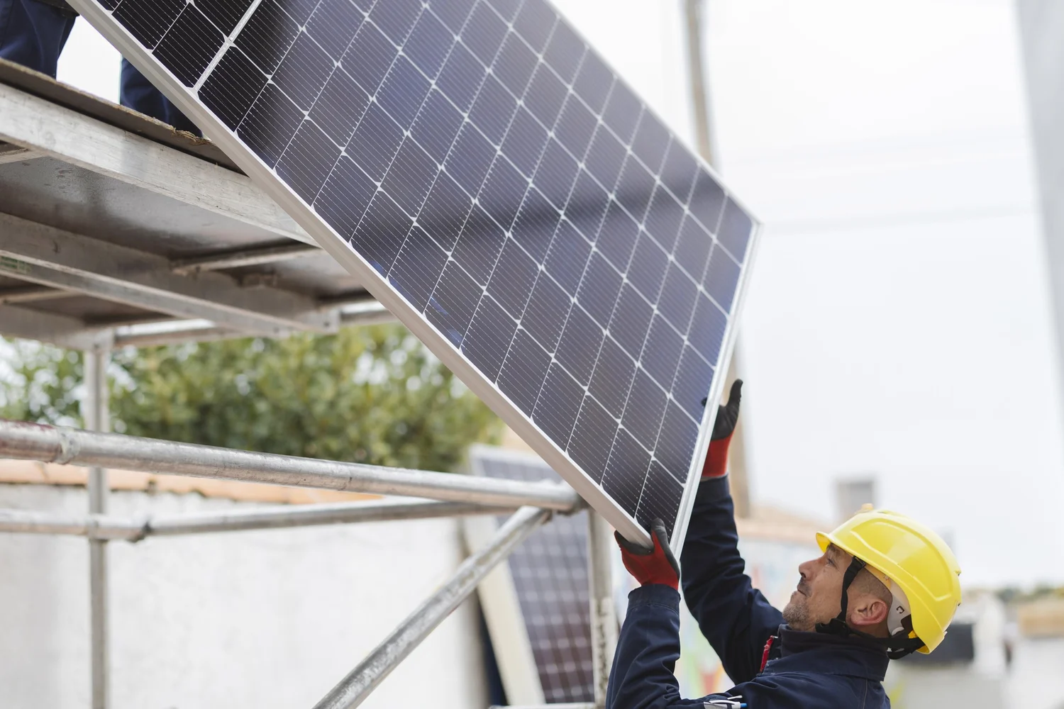 Scaffolding for Solar Panel Installation
